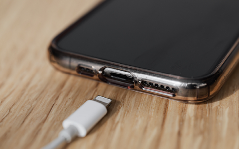 3分钟一次看懂iPad如何保养您的3c设备？