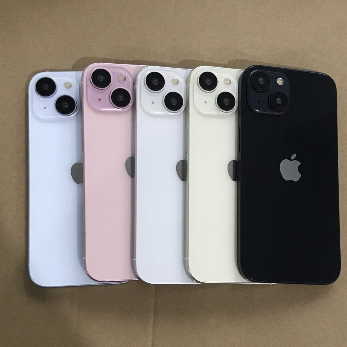 iPhone 15、iPhone 15 Pro 预测色模型机来了！9 款配色一次欣赏 第5张