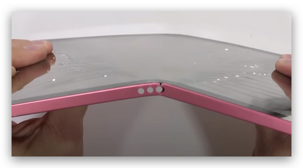 iPad 10 需要装保护壳吗？放包包容易留下刮痕吗？测试给你看 第11张