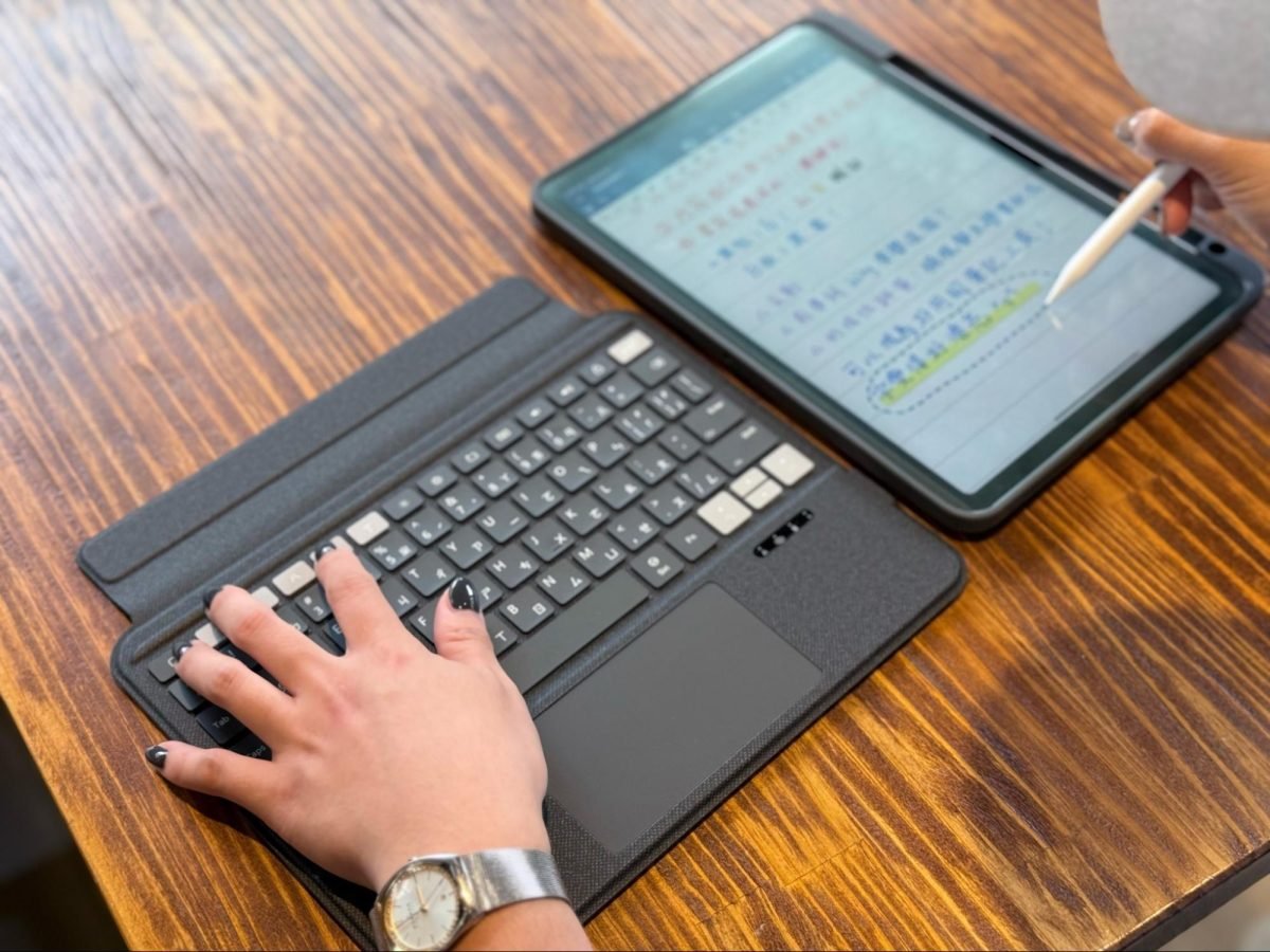 eip eiP Magnetix 磁吸可拆式 iPad 键盘 2 代 eiP Magnetix 防摔磁吸可拆式蓝牙键盘 2 代