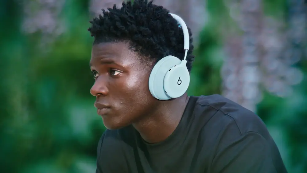 Beats 360亮点6. 打破传统耳罩式耳机不适合运动的限制